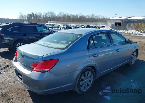 2007 Toyota Avalon Xls z USA, uszkodzony, nr VIN 4T1BK36BX7U209824